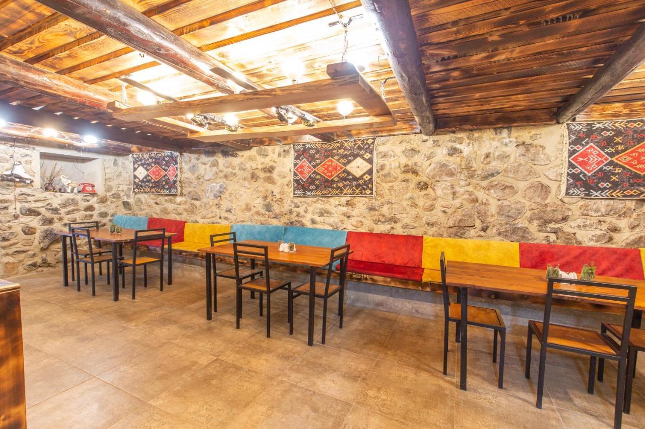 Mestia Hotel Amirani Экстерьер фото