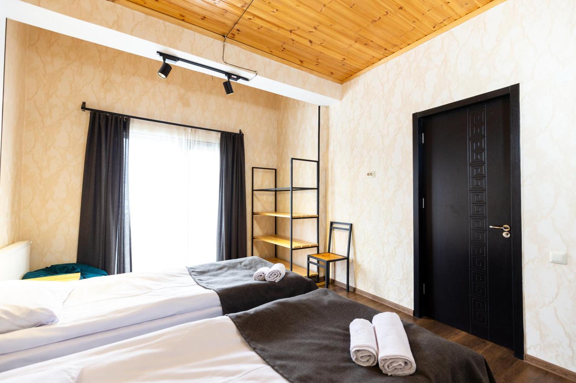 Mestia Hotel Amirani Экстерьер фото