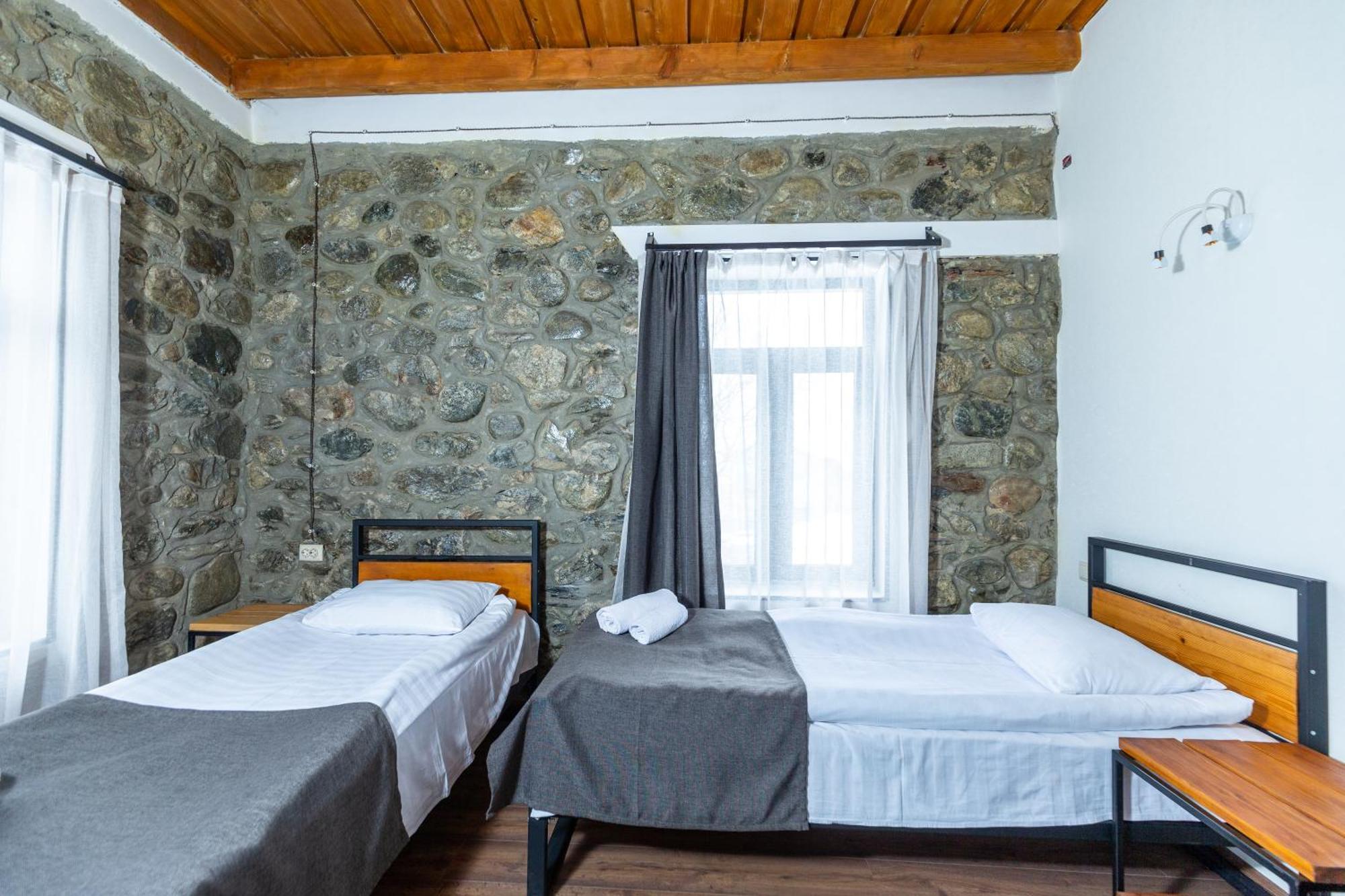 Mestia Hotel Amirani Экстерьер фото