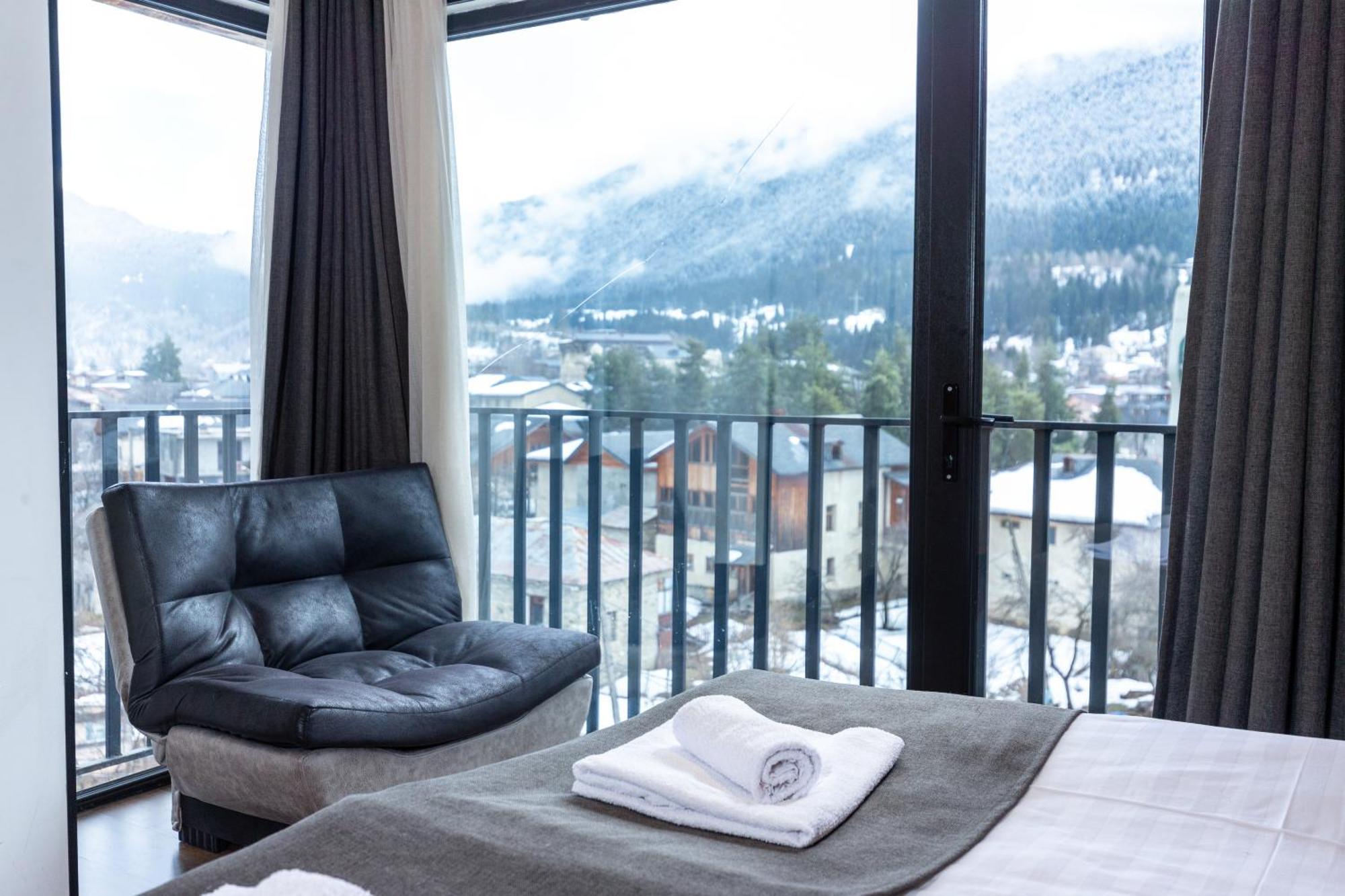 Mestia Hotel Amirani Экстерьер фото
