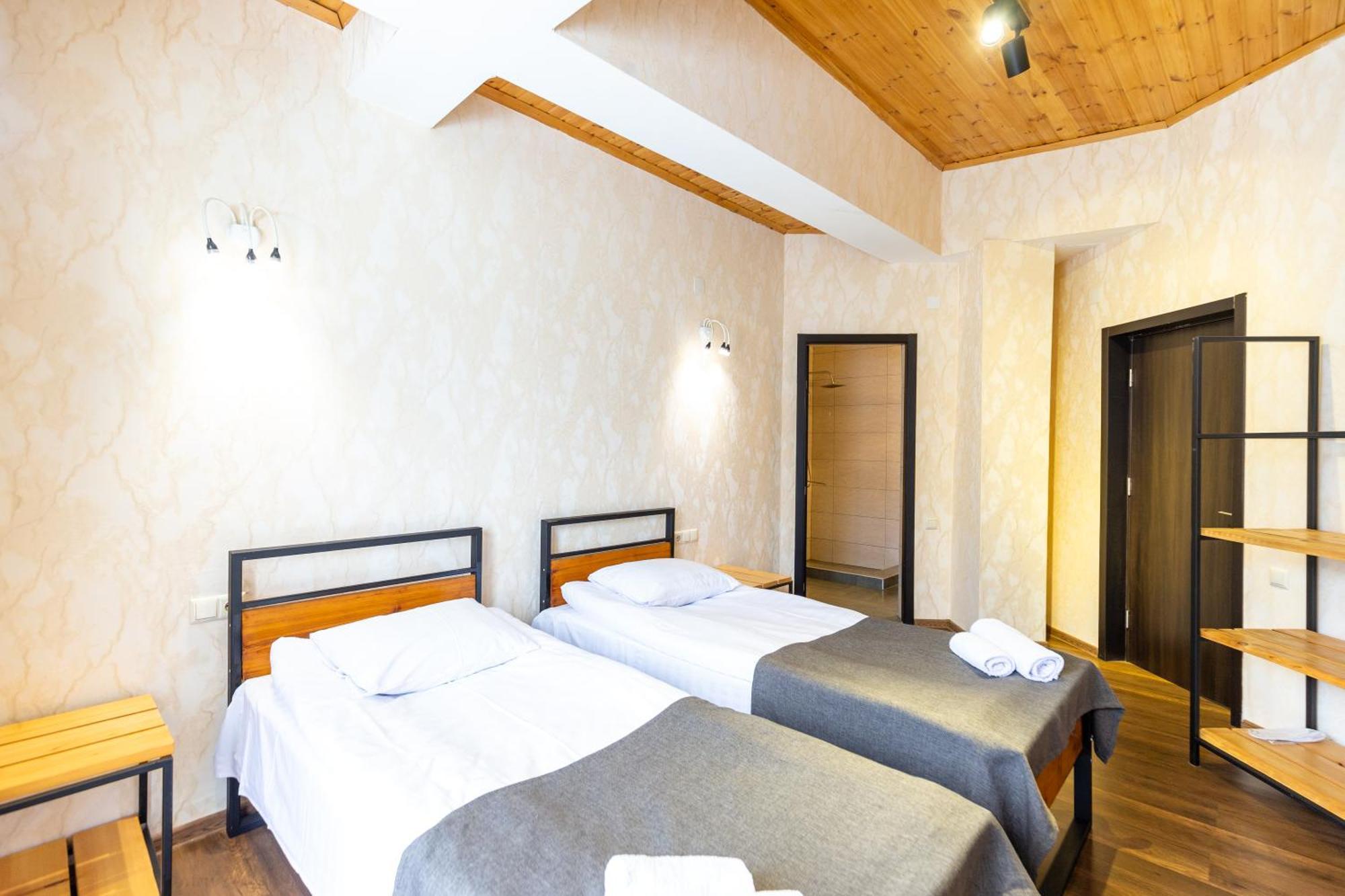 Mestia Hotel Amirani Экстерьер фото