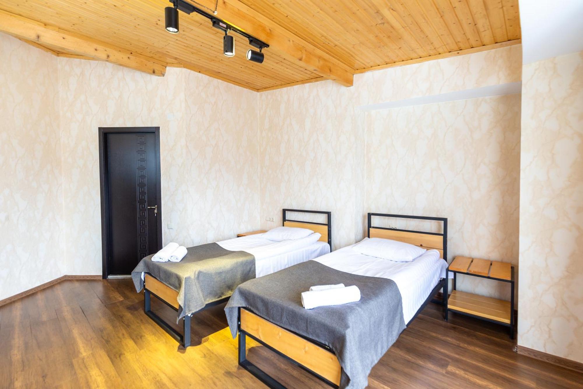 Mestia Hotel Amirani Экстерьер фото