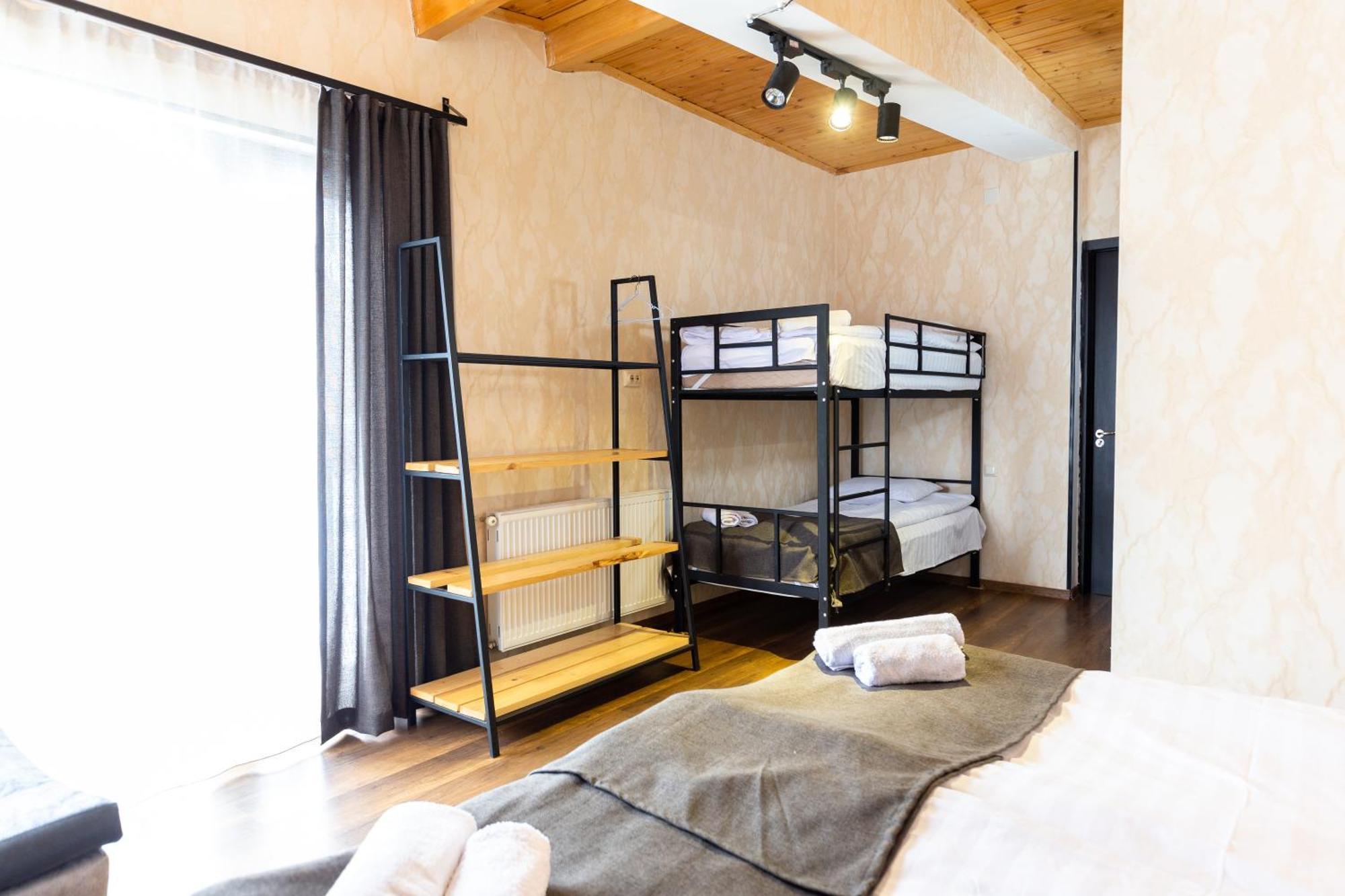 Mestia Hotel Amirani Экстерьер фото
