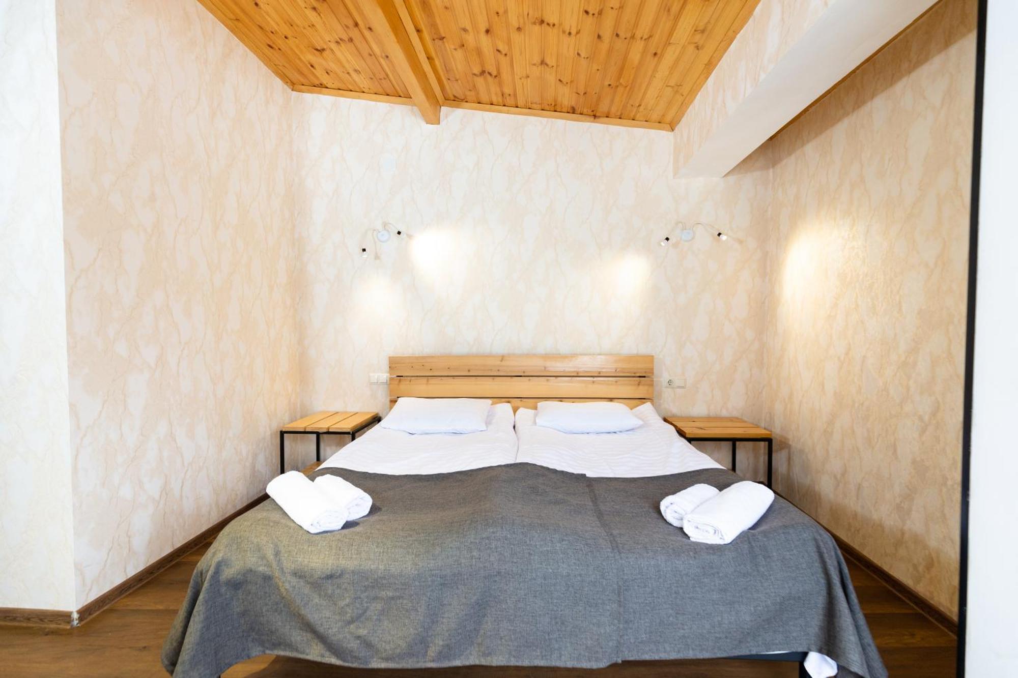 Mestia Hotel Amirani Экстерьер фото